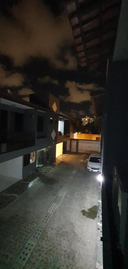 Pousada Casa Da Vovo - Sua Casa Pertinho Da Praia Aracaju Extérieur photo